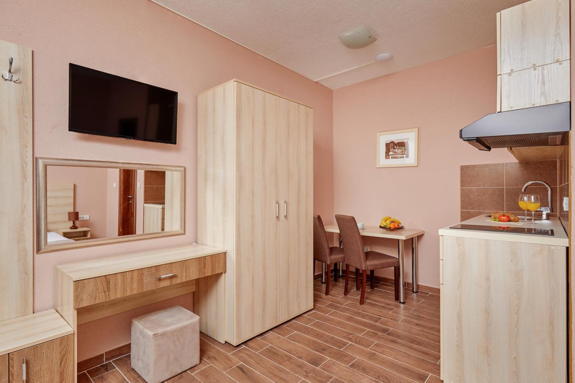 Apartments Barbara Cattaro Esterno foto
